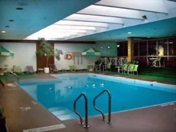 Howard Johnson Виннипег Экстерьер фото